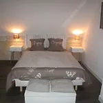 La Maison Des Chiens Rouges Hébergement de vacances Berneuil-sur-Aisne